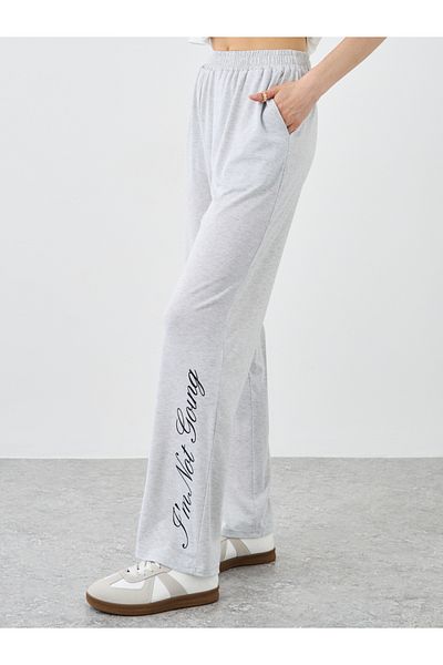 Styli Women Grey Slogan Print Wide Leg Joggers with Elastic Waistband