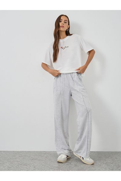 Styli Solid Elasticated Waistband Joggers with Pintuck Detail