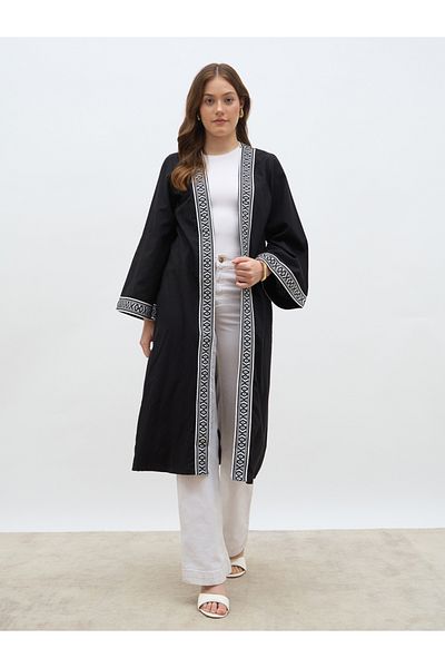 Styli Regular Fit Embroidered Edge Midi Kimono