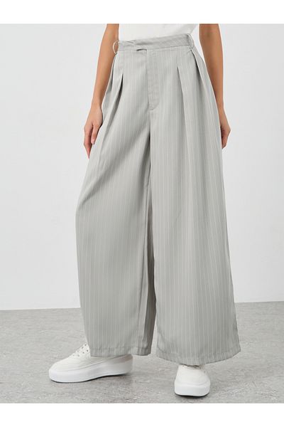 Styli Striped Pleated Wide Leg Pants