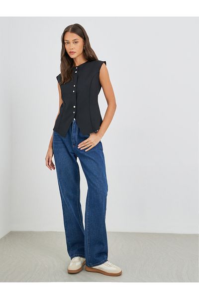 Styli Button Down Sleeveless Waistcoat