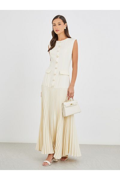 Styli Women Cream Solid Sleeveless Pleated A-Line Maxi Dress