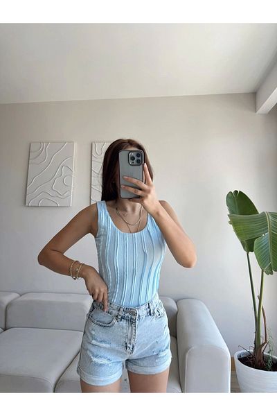 Zoom Butik Ribbed Back Oval Crop - Blue