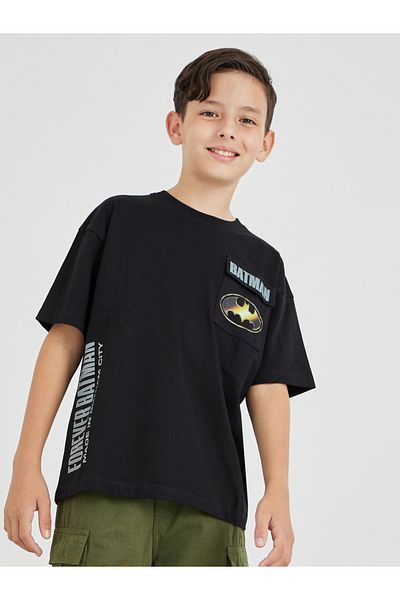 Styli Graphic Print Short Sleeve T-Shirt