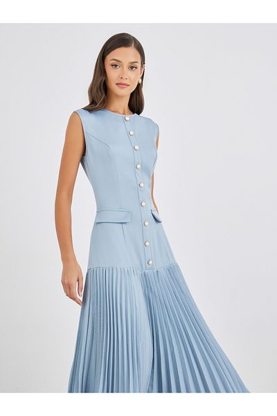 Styli Women Blue Solid Sleeveless Pleated A-Line Maxi Dress