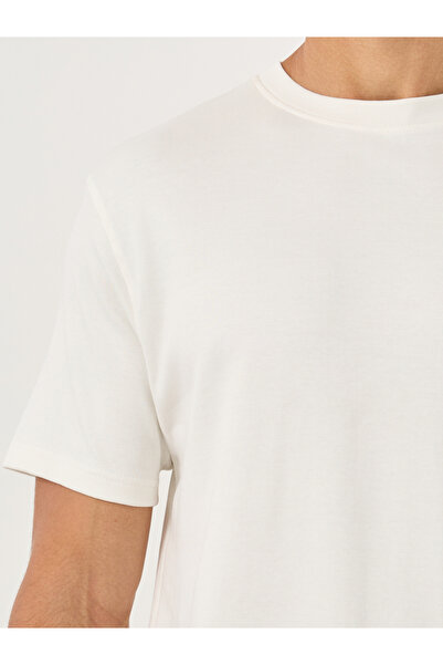 Styli Crew Neck Textured Regular Fit T-Shirt