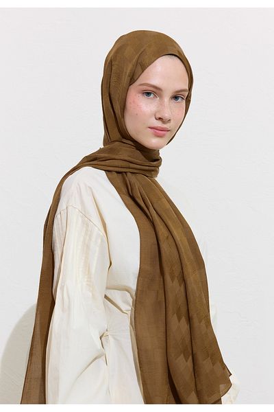 Freshscarfs Nori Silky Jacquard Shawl Milky Brown