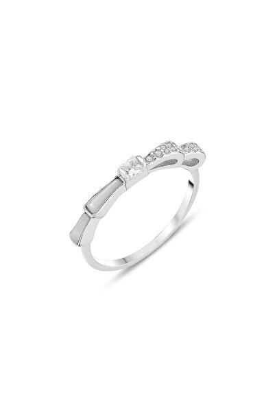 Söğütlü Silver Gümüş rodyumlu zirkon ve taşlı dalgalı fiyonk yüzük