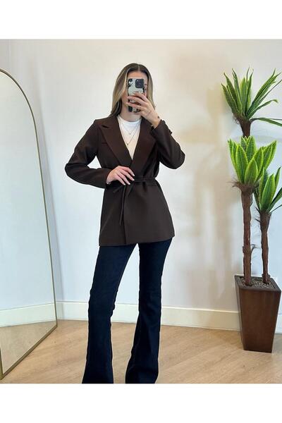 Hazel Γυναικείο καφέ παλτό με δεμένη μέση