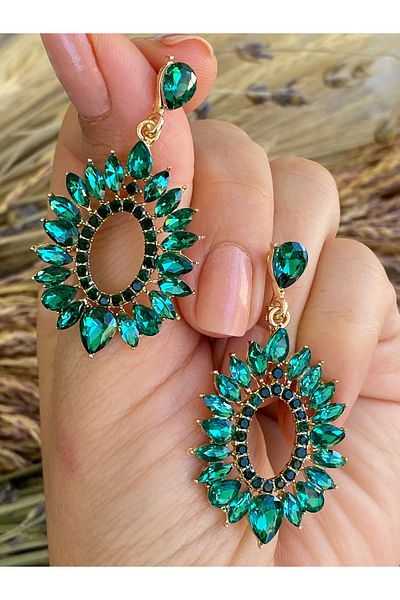 Lucios Evening Dress Hanging Nail Earrings