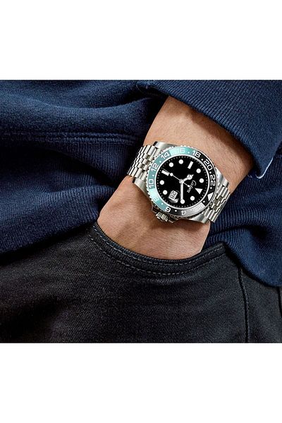 catera Luxury men's watch, Caterra brand, silver strap, sky blue and black frame