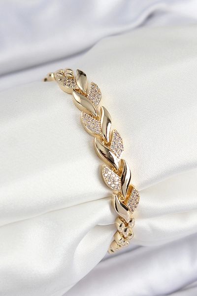 Clariss Brass Zircon Stone Fish Tail Model Gold Color Women's Bracelet