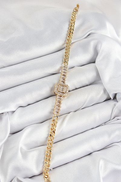 Clariss Brass Zircon Stone Waterway Detailed Baguette Model Gold Color Women's Bracelet