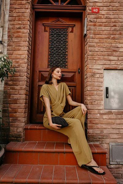 Melike Bakar Boutique Modern Asymmetric Cut Women's Suit