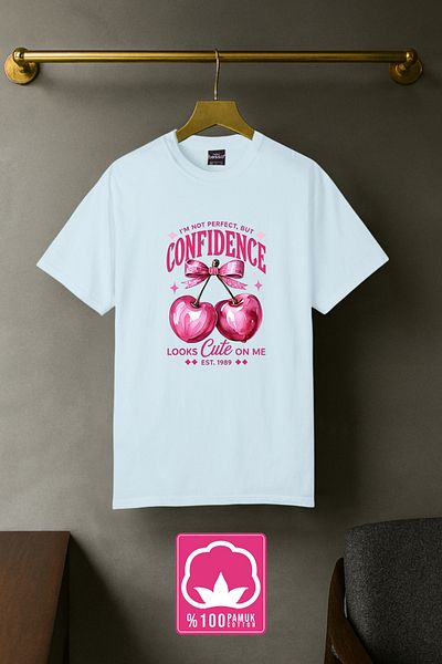 BESSA Tricou cu imprimeu albastru gheață pentru femei Confidence Written Cherry 100% bumbac Croiala confortabilă