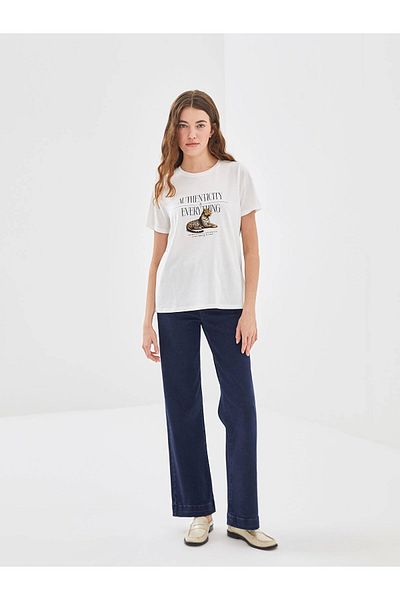 LC Waikiki Lcw Vision Ecru Crew Neck Leopard Printed Women's T-Shirt