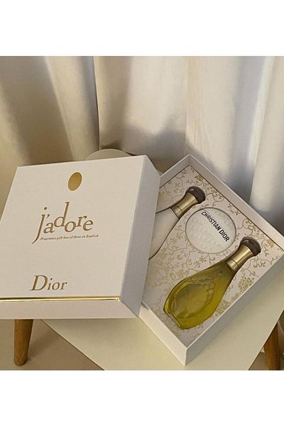 Dior مجموعة شموع كرستيان ديور ثلاث حبات .