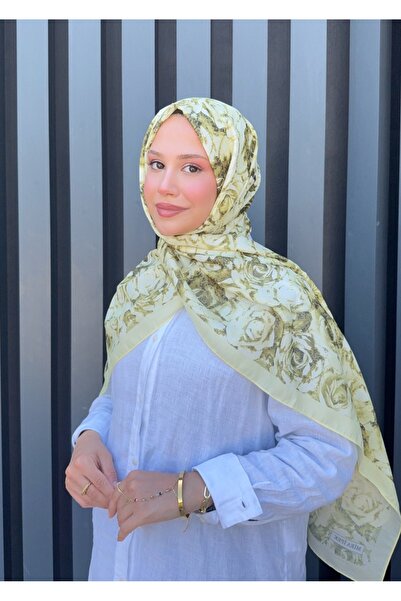 MODA Minelarp Lemon Yellow Rose Pattern Soft Shawl