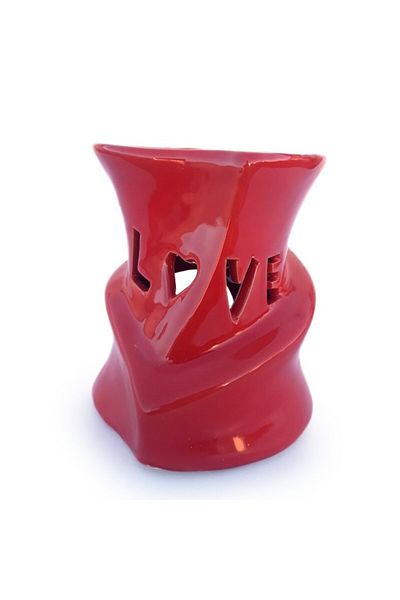 OEM Ceramic Candle Holder in Heart Shape with 'Love' Text, 8x9cm