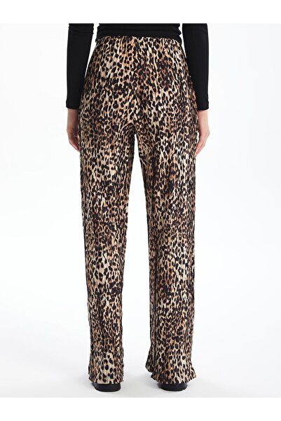 LC Waikiki Beli Lastikli Leopar Desenli Kadın Pantolon