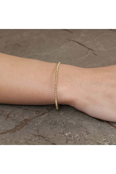 Zeyd Jewelry Dorika Çizgi Desenli 14 Ayar Altın Kelepçe