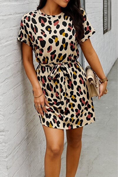 MODA Women's Short-Sleeved Round Neck Belted Geometric Pattern Jersey Dress