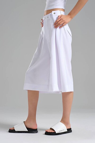 tw3 Kadın Pile Detaylı Tasarım Bermuda Şort