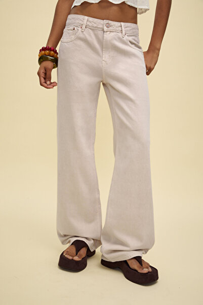 Stradivarius D91 Düşük Bel Geniş Paça Fitilli Kumaş Jean