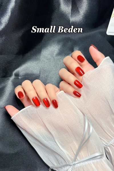 Easy Beauty SMALL Beden Kedi Gözü Bordo Renk Kısa Küt 10 Adet Takma Tırnak Se...