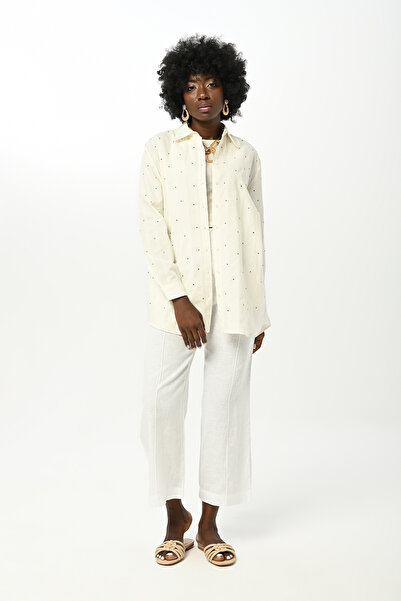 Orfeo Negro KADIN YAPIŞTIRMA TAŞ İŞLEMELİ EKRU RENK OVERSİZE GÖMLEK