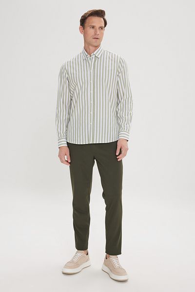 AC&Co / Altınyıldız Classics Cămașă din bumbac, alb mentă, slim fit, cu tăietură îngustă, cu nasturi ascunși