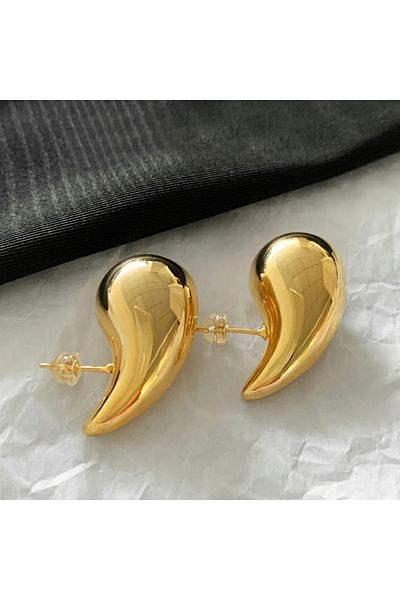Eva Grace Cecilia earrings, gold, teardrop-shaped, with a shiny look