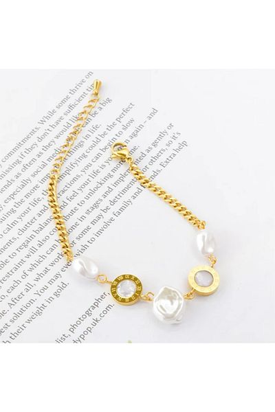 Eva Grace Harmony bracelet, gold, made of stainless steel, decorated with pearls - Universe of Pearls Collection