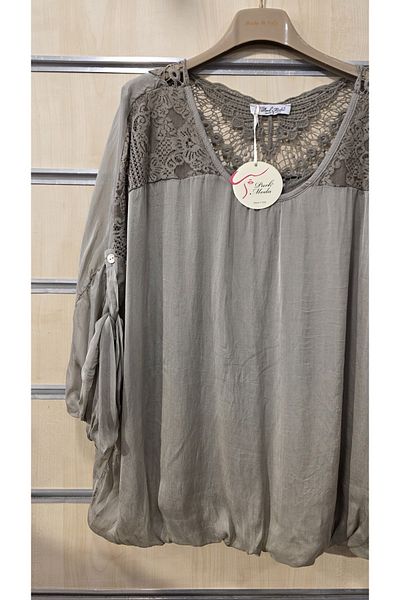 Park Moda Италианска копринена блуза с дантела тип пеперуда