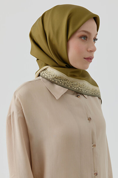 Tuğba Nokta Çerçeveli İpek Eşarp - Fıstık Yeşili