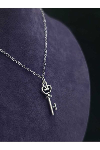 sarıyer silver Key Design Minimal Stylish Style Luck Fortune Symbol Steel Pendant and Steel Chain Necklace