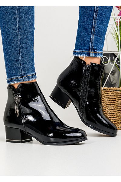 starlike Women's black fur-lined ankle boots A174