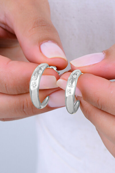 Söğütlü Silver Gümüş rodyumlu zirkon taşlı ay ve yıldız desenli halka küpe SG...