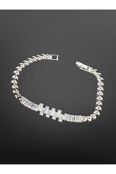 FM Silver Color Crystal Stone Model 316L Stylish Trend Steel Elegant Bracelet |   Sparkling and Stylish