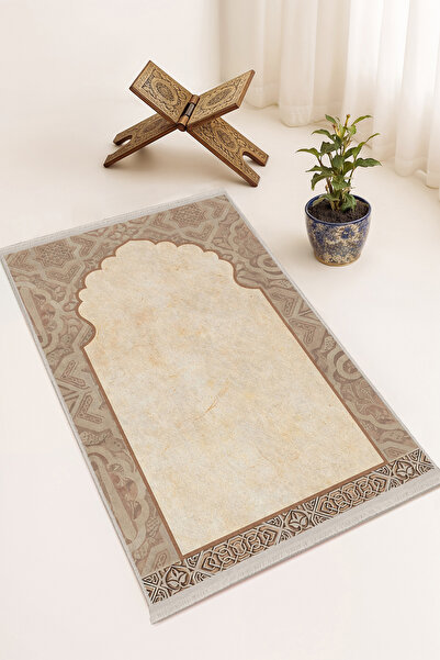 Realhomes Krem Bej Klasik Desenli Dijital Baskılı Kaymaz Tabanlı Saçaklı Secc...