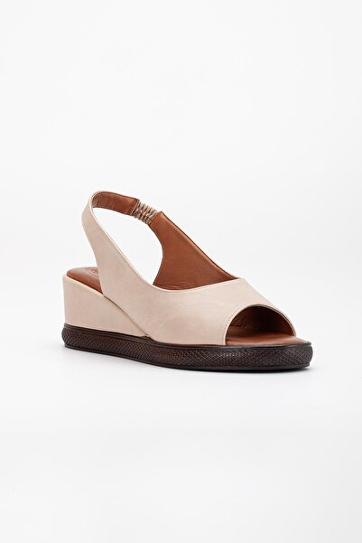 Dilimler Ayakkabı Women's Wedge Heeled Shoes Beige Side Closed Toe Open