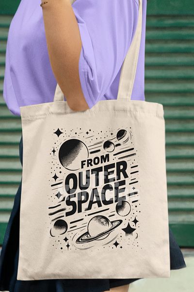 giftkonsept From Outer Space Printed Mysterious Creature from Outer Space Printed Gift Organic Raw Cloth Bag
