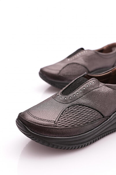 DGN 304 Women's Comfort Shoes