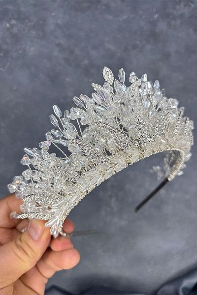 Limelia Transparent silver livan beaded bridal henna crown hair accessory