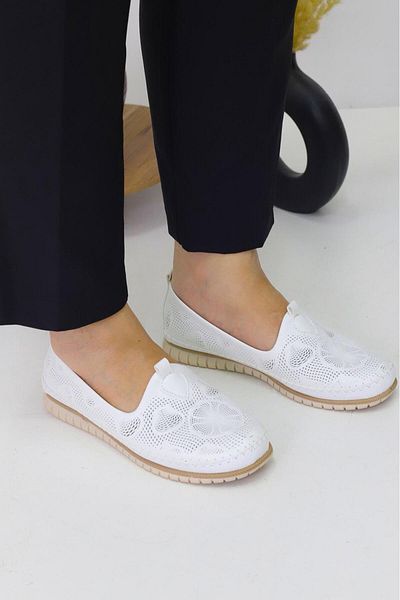 Weynes Women's White Orthopedic Airable Anti-Sweat Daily Ballerinas Wsb3082