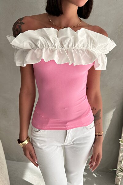 New Now Ruffled madonna collar bluz