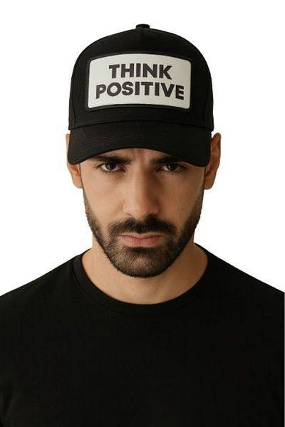 CosmoOutlet قبعة Think Positive المكتوبة القابلة للتعديل موديل أسود-أبيض للرجال