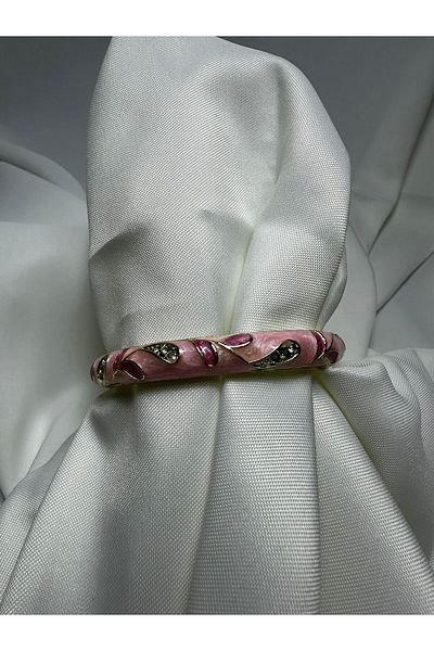 Mutenaura Enameled Handcuff Bracelet