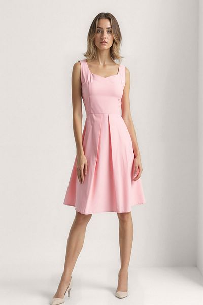 Vitrin Heart Neck Zero Sleeve Pleated Dress