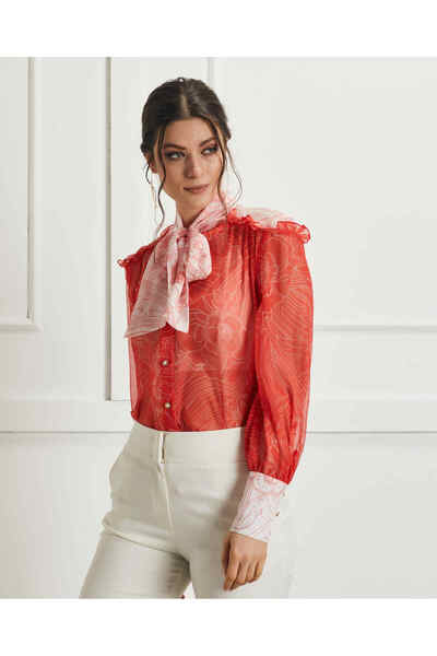 SERPİL Fular Yaka Detaylı Transparan Desenli Gömlek – Feminen ve Şık Tasarım